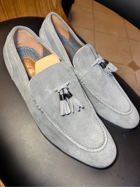 Bar III Light Gray Suede Tassel Loafers with Tan Accents Sz 10